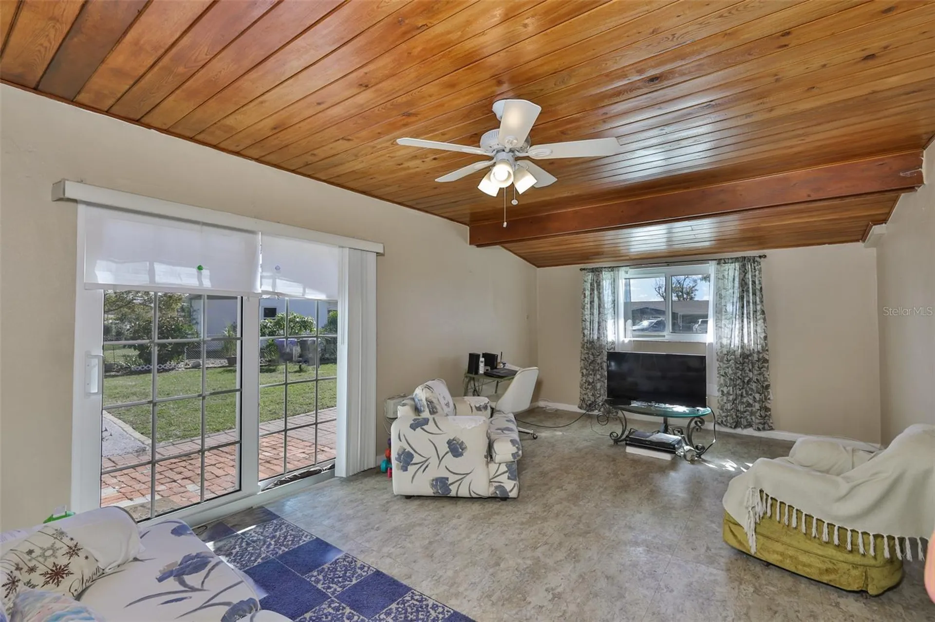 5105 Saint Charles Place Tampa FL 33610