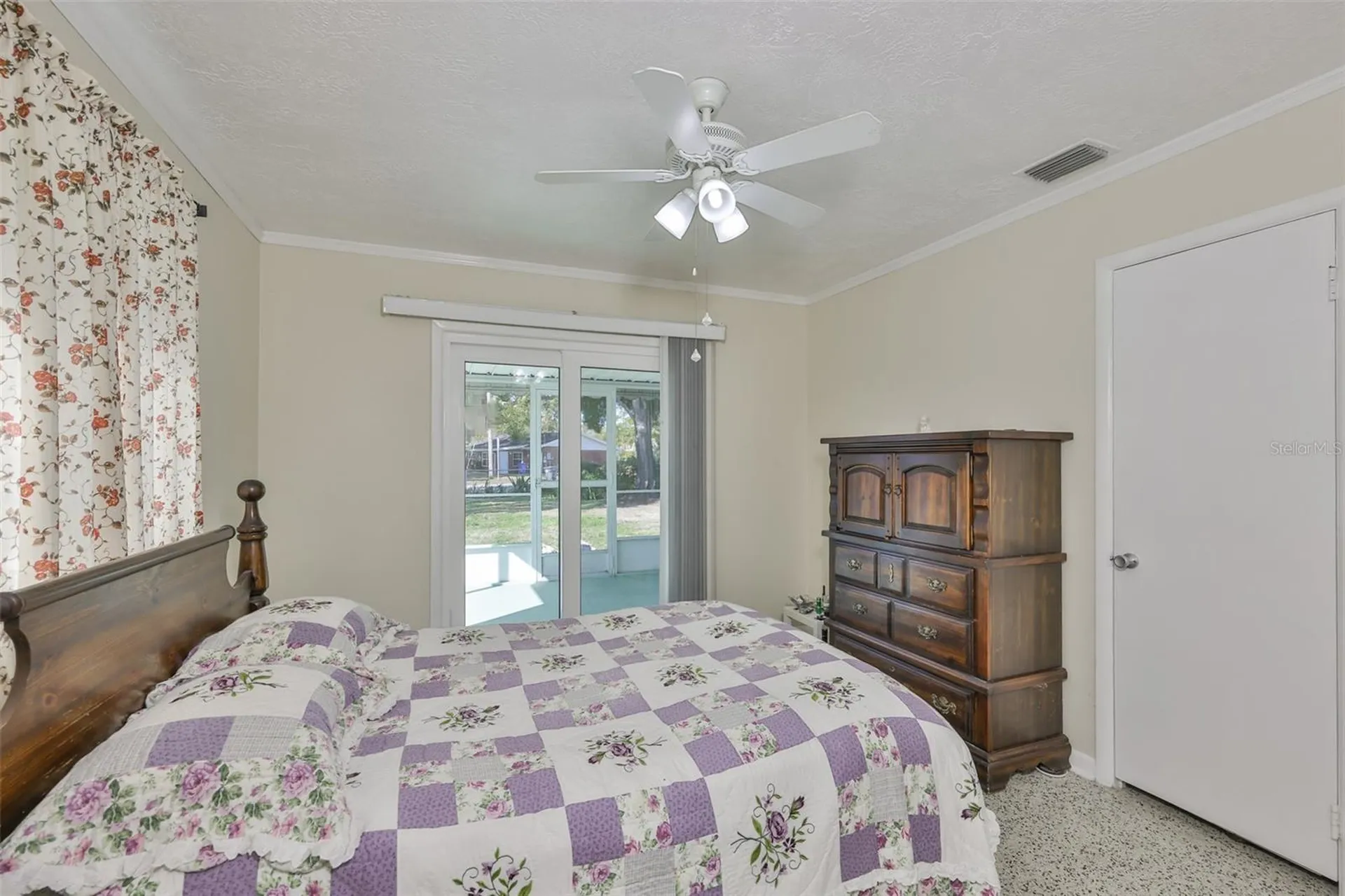 5105 Saint Charles Place Tampa FL 33610