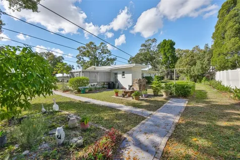 5105 Saint Charles Place Tampa FL 33610