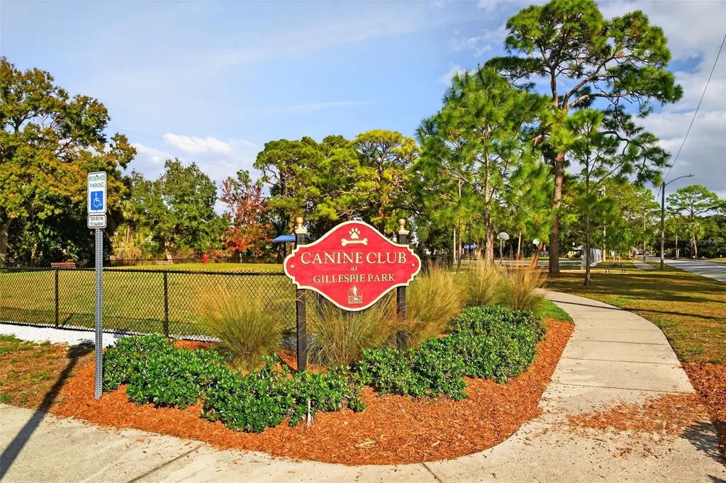 1774 10th Street Sarasota FL 34236