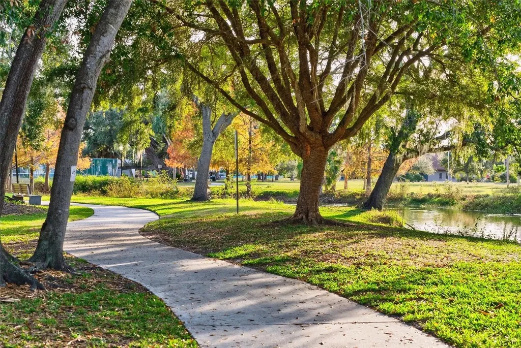 1774 10th Street Sarasota FL 34236
