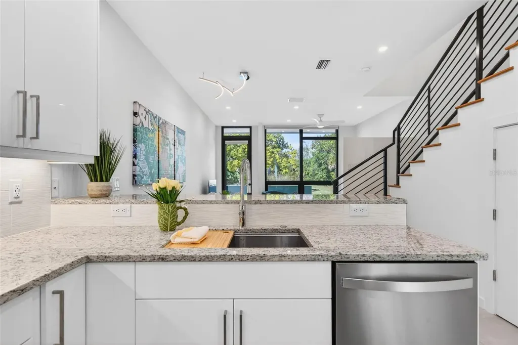 1774 10th Street Sarasota FL 34236