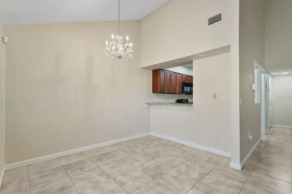 940 Douglas Avenue Altamonte Springs FL 32714