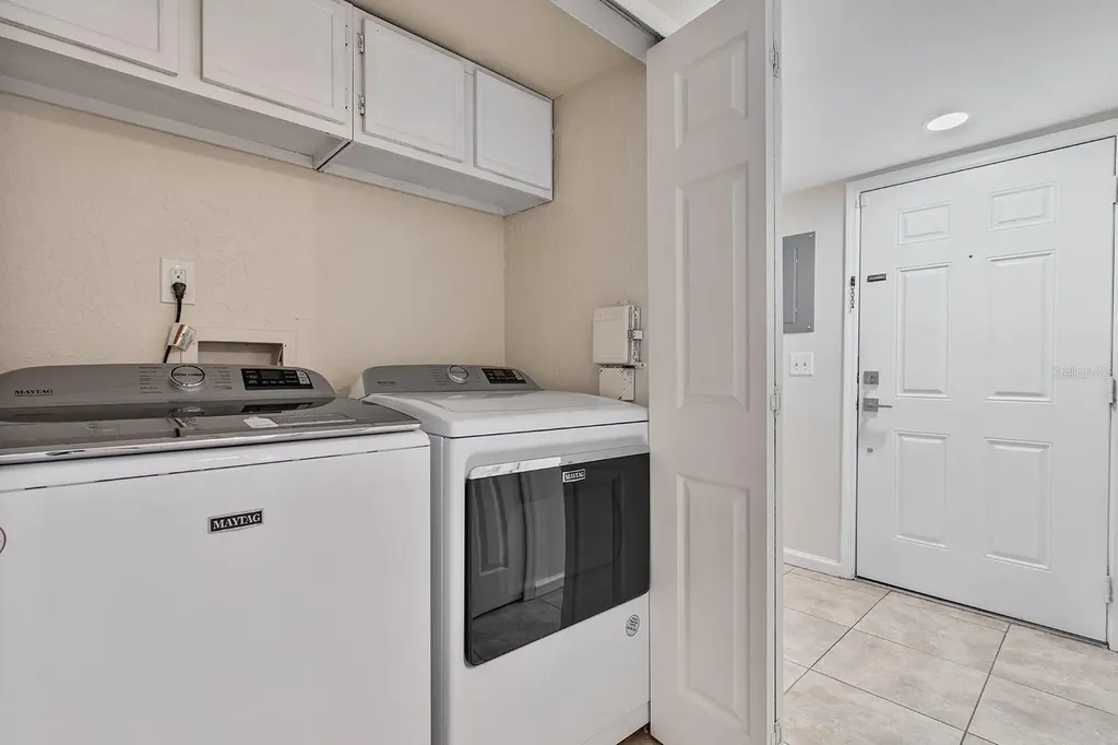 940 Douglas Avenue Altamonte Springs FL 32714