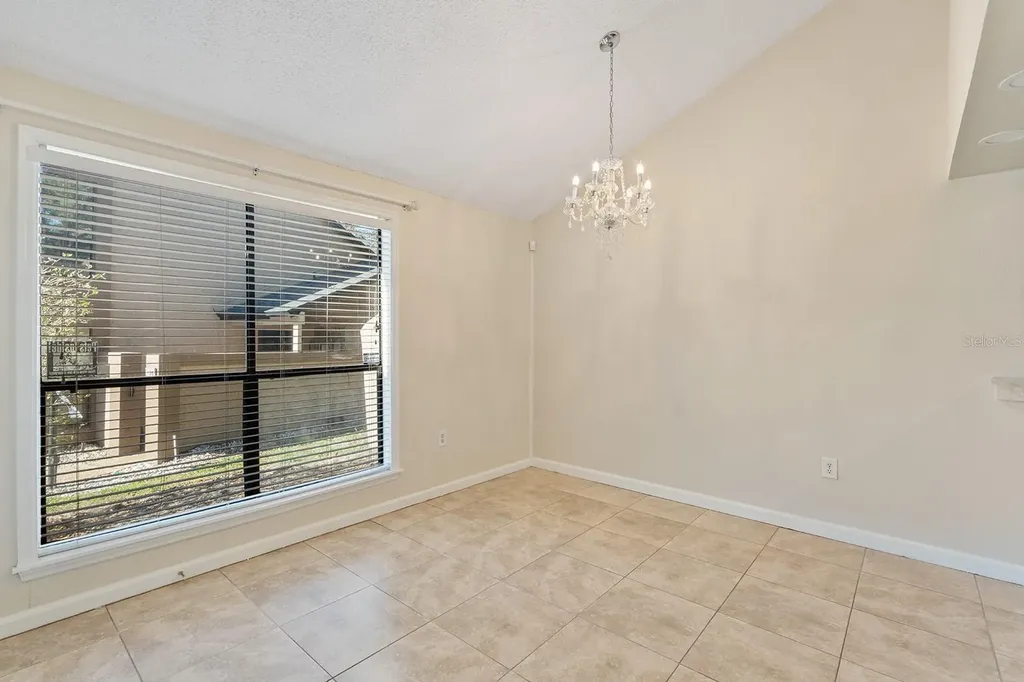 940 Douglas Avenue Altamonte Springs FL 32714