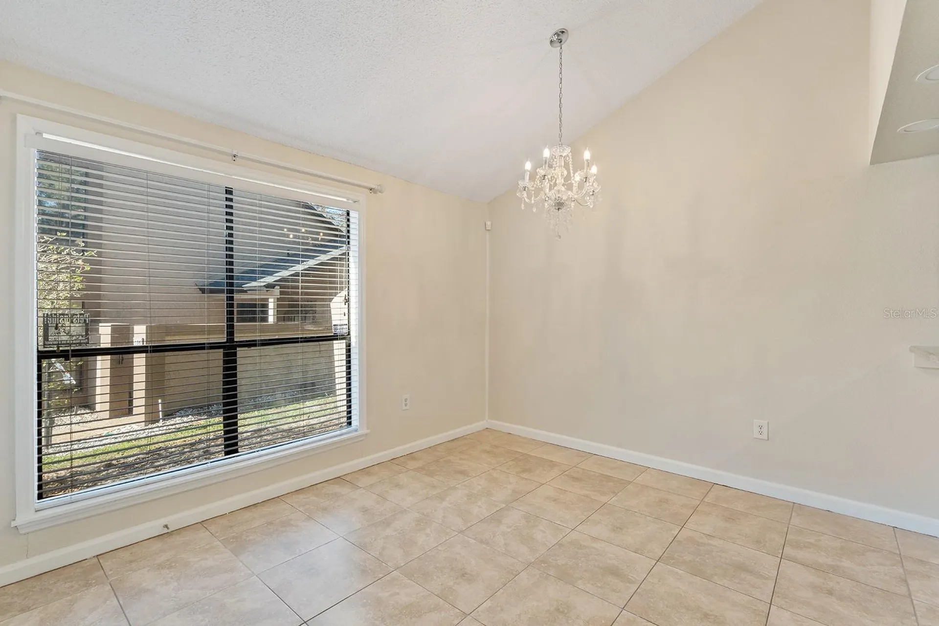 940 Douglas Avenue Altamonte Springs FL 32714