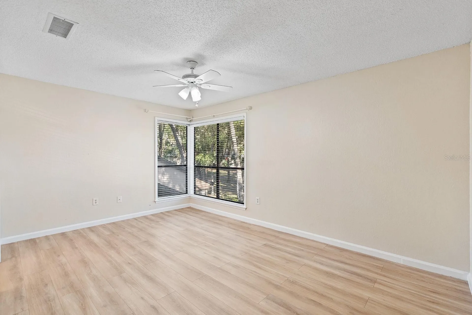 940 Douglas Avenue Altamonte Springs FL 32714