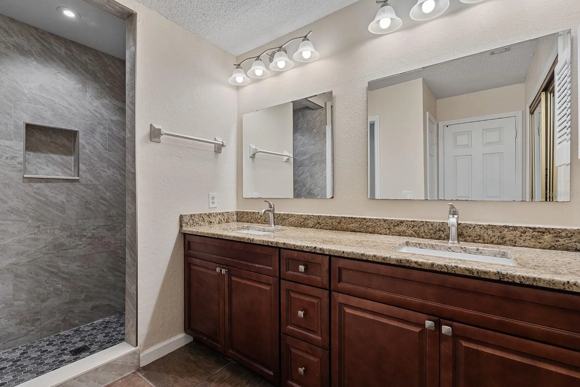 940 Douglas Avenue Altamonte Springs FL 32714