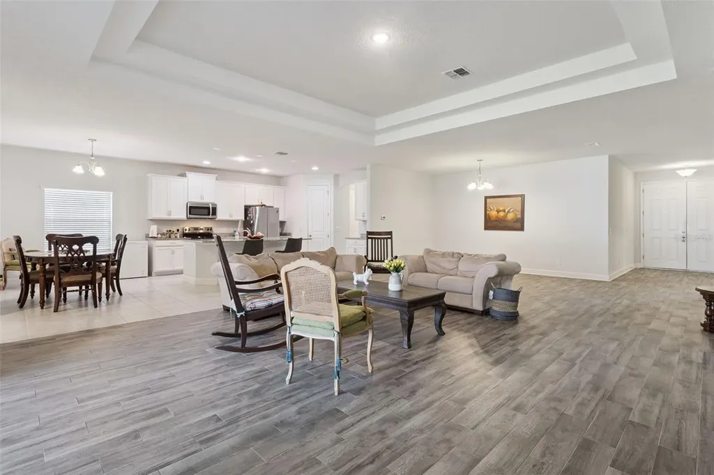 523 Bellissimo Place Howey In The Hills FL 34737