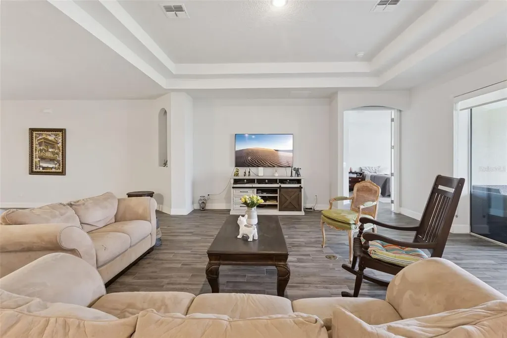 523 Bellissimo Place Howey In The Hills FL 34737