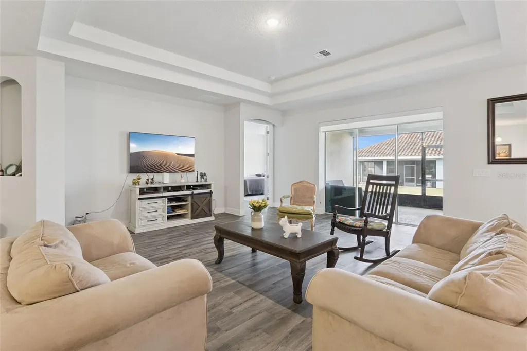 523 Bellissimo Place Howey In The Hills FL 34737