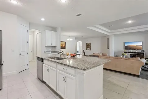523 Bellissimo Place Howey In The Hills FL 34737