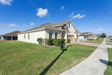 523 Bellissimo Place Howey In The Hills FL 34737