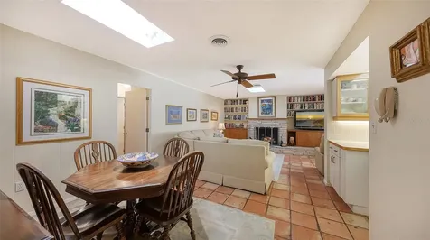 1672 Shoreland Drive Sarasota FL 34239