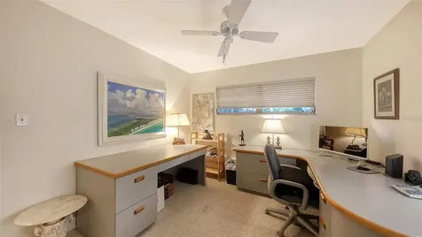 1672 Shoreland Drive Sarasota FL 34239