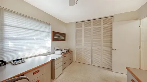 1672 Shoreland Drive Sarasota FL 34239