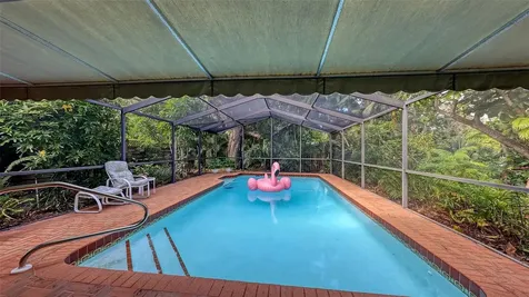 1672 Shoreland Drive Sarasota FL 34239