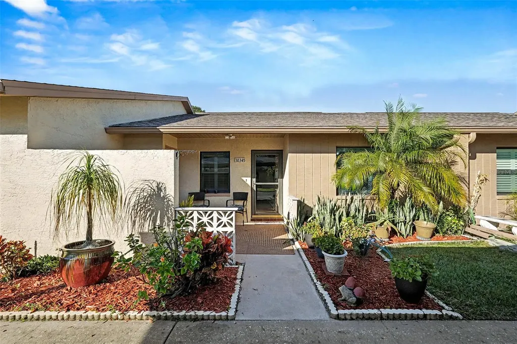 38345 Cottonwood Place Zephyrhills FL 33542