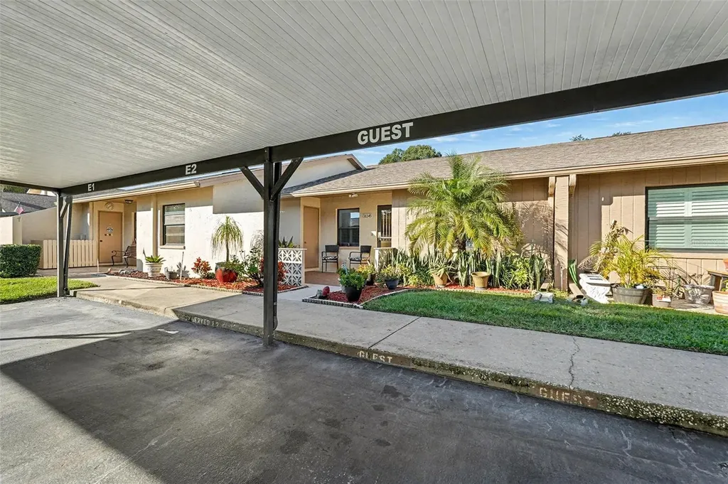 38345 Cottonwood Place Zephyrhills FL 33542