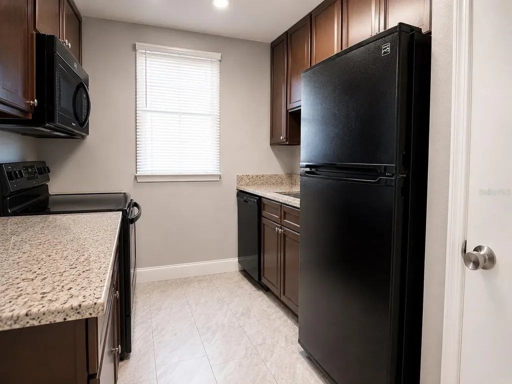 2789 L B Mcleod Road Orlando FL 32805