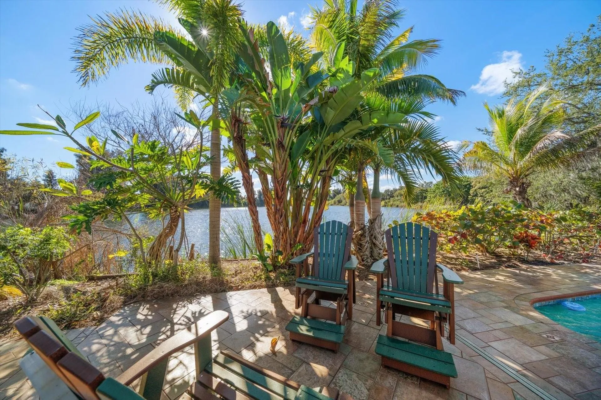 2402 Pine Hammock Clearwater FL 33764