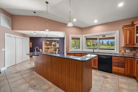 2402 Pine Hammock Clearwater FL 33764