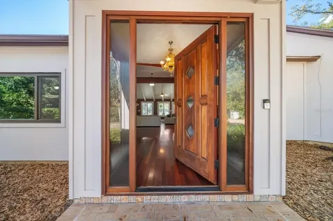 2402 Pine Hammock Clearwater FL 33764