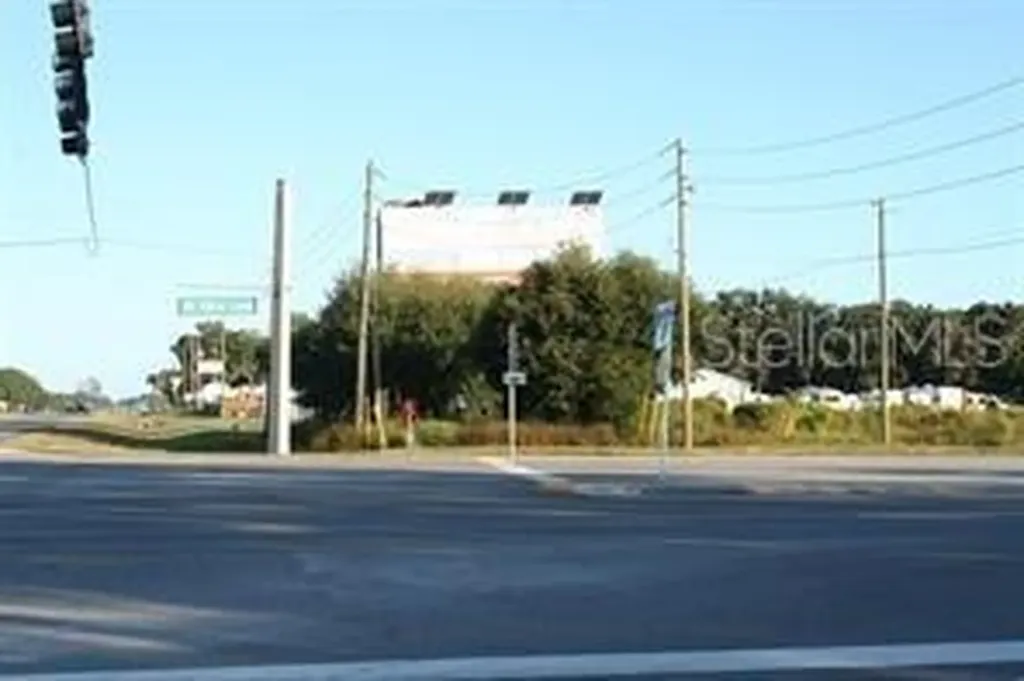 13121 S Us Highway 441 Summerfield FL 34491