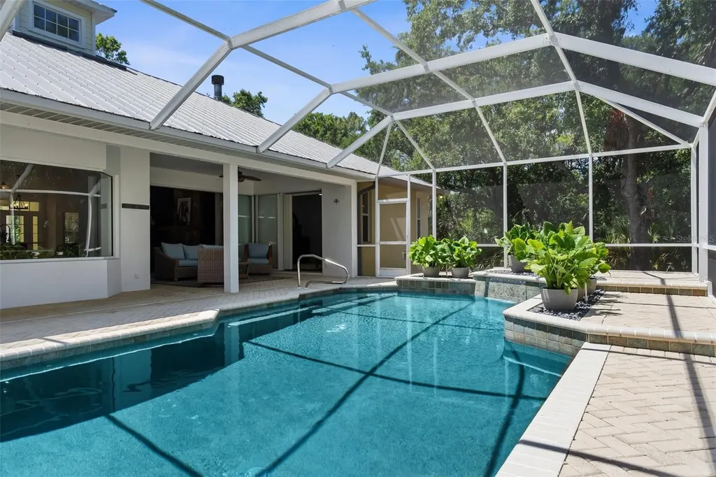 710 N River Road Venice FL 34293