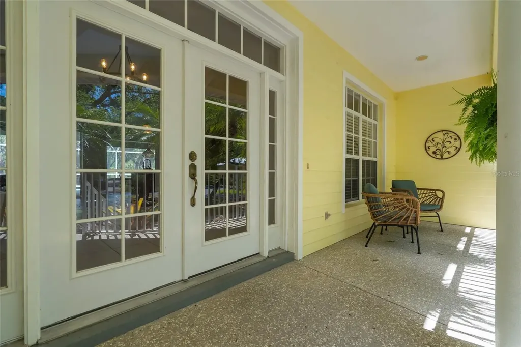 710 N River Road Venice FL 34293