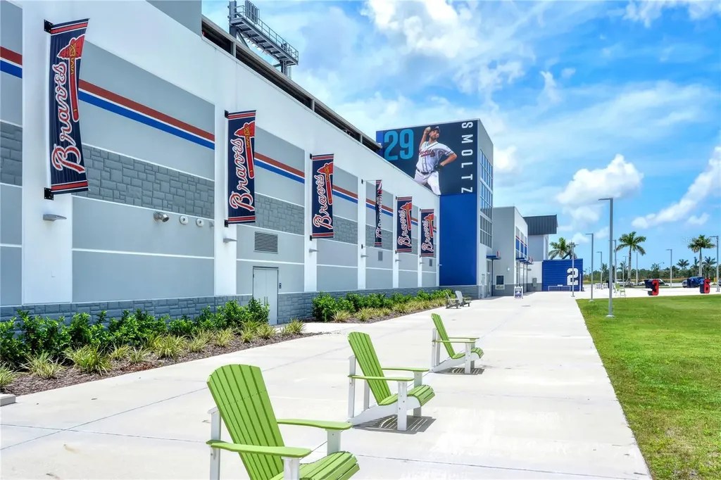 710 N River Road Venice FL 34293