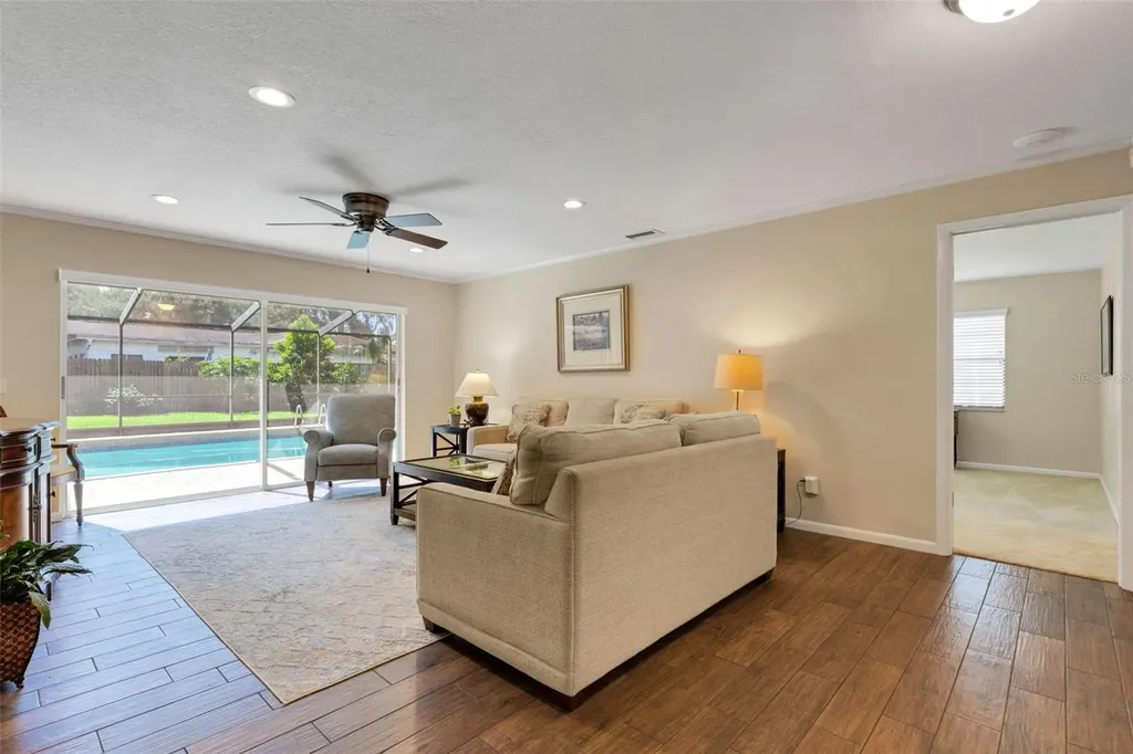 6318 Oak Square W Lakeland FL 33813