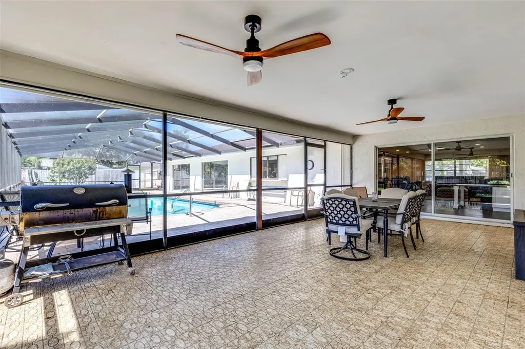 6318 Oak Square W Lakeland FL 33813