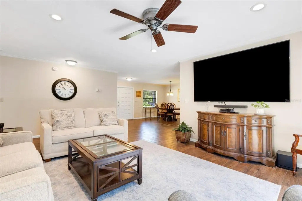 6318 Oak Square W Lakeland FL 33813