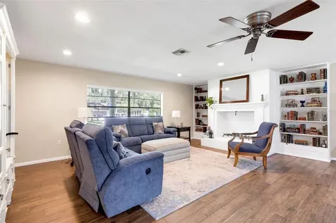 6318 Oak Square W Lakeland FL 33813