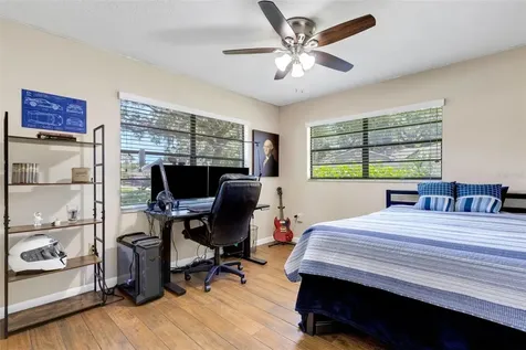 6318 Oak Square W Lakeland FL 33813