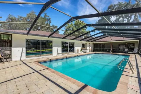 6318 Oak Square W Lakeland FL 33813
