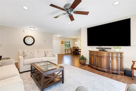 6318 Oak Square W Lakeland FL 33813