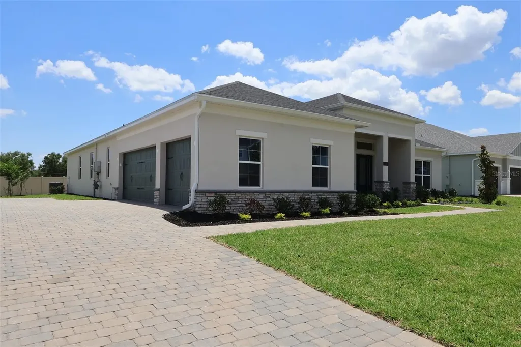 3811 Wolves Creek Place Apopka FL 32712