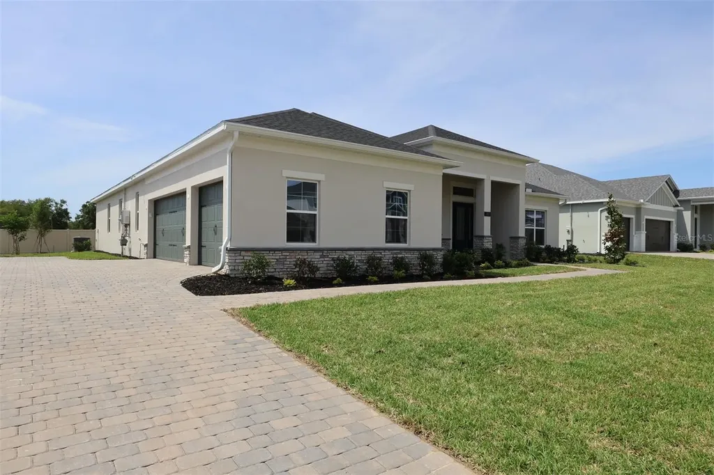3811 Wolves Creek Place Apopka FL 32712