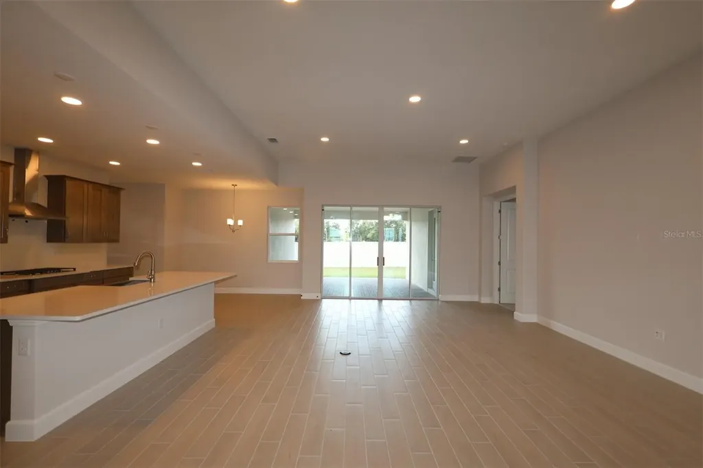 3811 Wolves Creek Place Apopka FL 32712