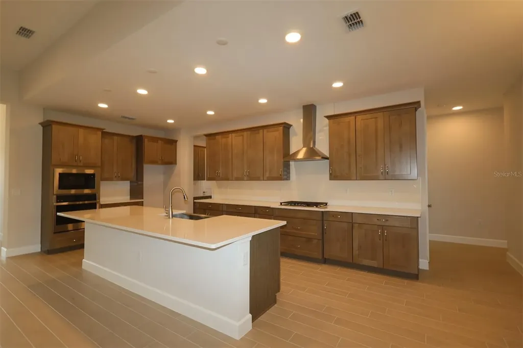 3811 Wolves Creek Place Apopka FL 32712