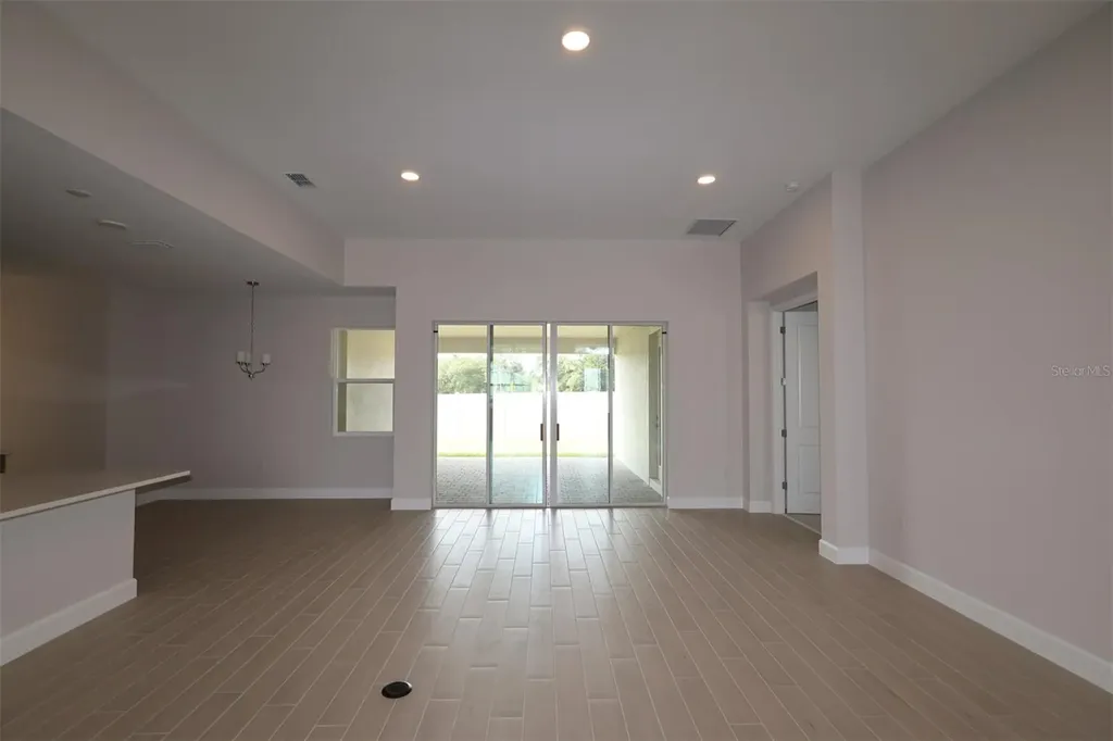 3811 Wolves Creek Place Apopka FL 32712