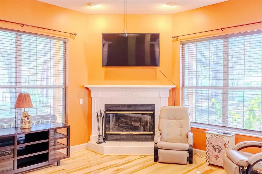 12480 S Fern Point Floral City FL 34436