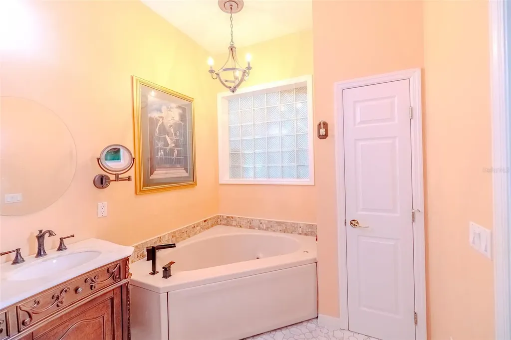 12480 S Fern Point Floral City FL 34436