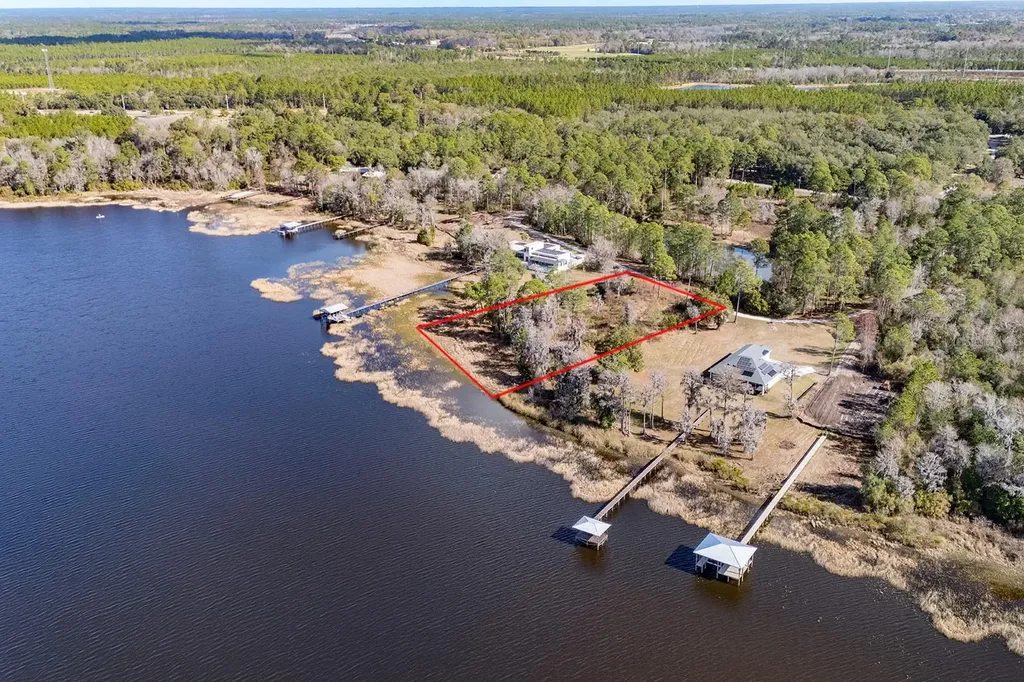 Lakeshore Drive Starke FL 32091