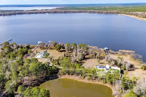 Lakeshore Drive Starke FL 32091