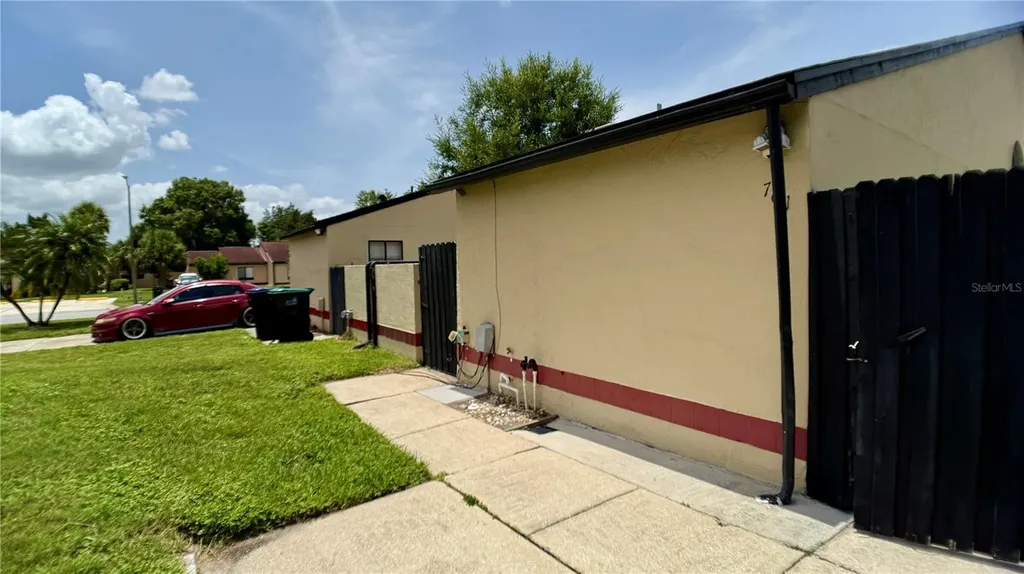761 Golden Sunshine Circle Orlando FL 32807