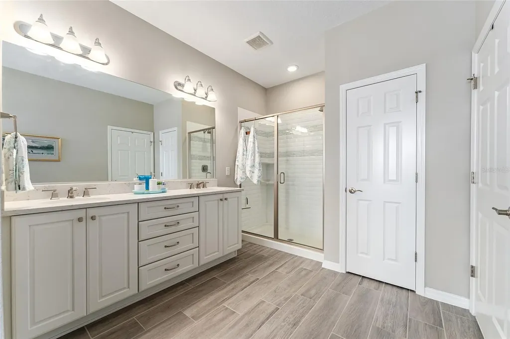 4379 NW 56th Court Ocala FL 34482