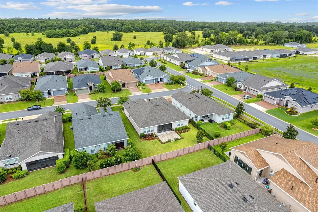 4379 NW 56th Court Ocala FL 34482